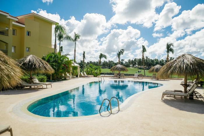 Spacious Iberosta ApartmentSueno - 3BDR Pool, Beach, WiFi