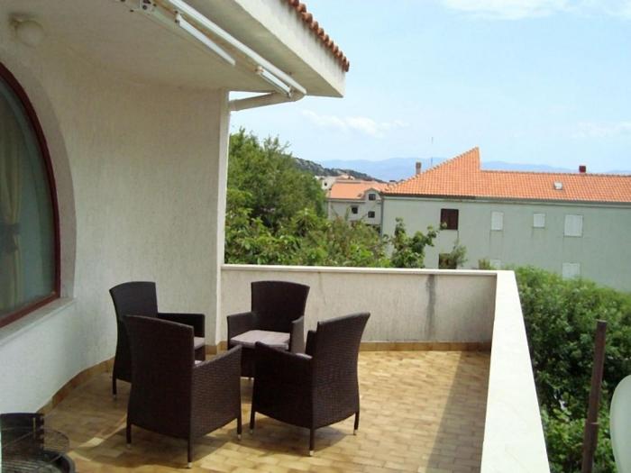 Apartment in Baska with sea view, terrace, air conditioning,WiFi 3320-2