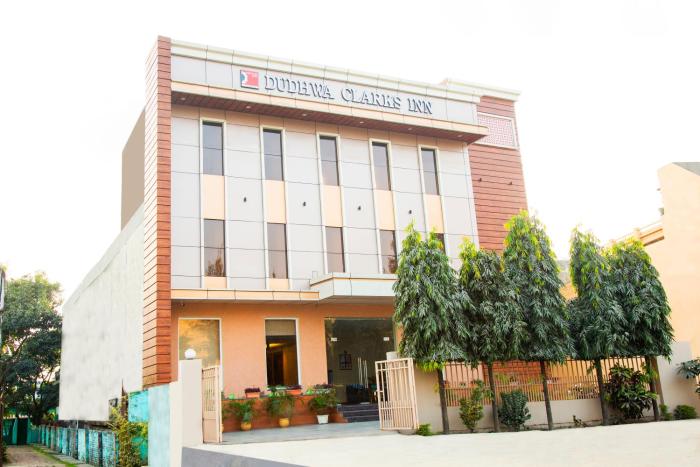Clarks Inn Dudhwa