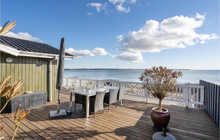 2 Bedroom Gorgeous Home In Ebeltoft