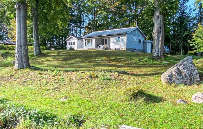 Nice Home In Tjörnarp