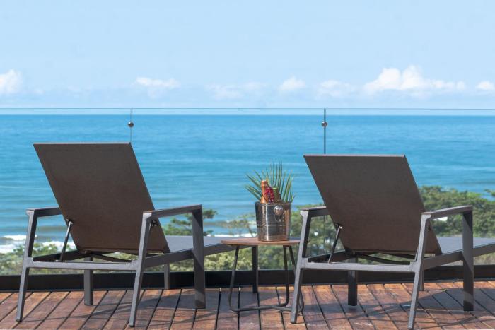 Casa Olala Santa Teresa