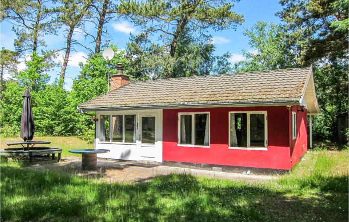 2 Bedroom Lovely Home In Nexø