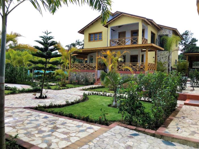 Villa Yisbel By Hospedify - Villa con Piscina, jacuzzi, mesa de billas, y cancha de Basketball