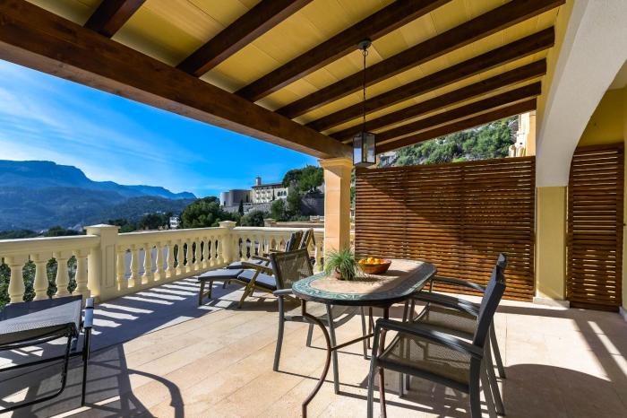 2712 - Sunny and cute holiday flat in Puerto de Soller