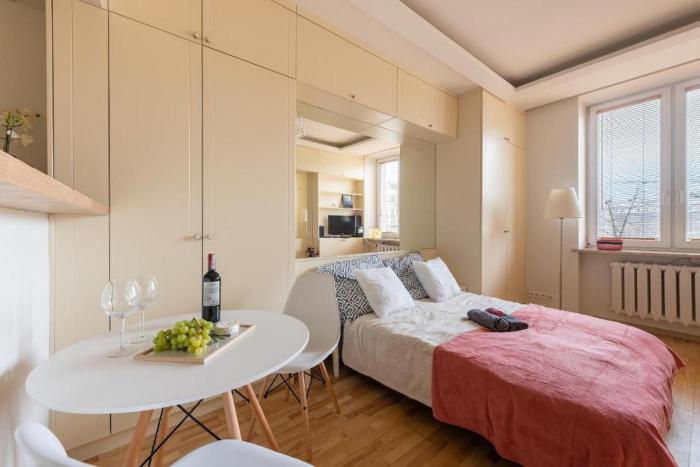 Plac Konstytucji 3 Prywatne mieszkanie w Centrum Miasta 200m od metra Politechnika Samodzielne Zameldowanie! Self Check-in System