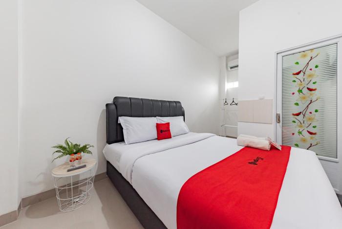 RedDoorz @ Suryakencana Bogor