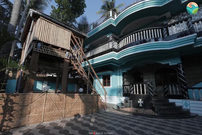 Tropical Wave Hostel Morjim Goa