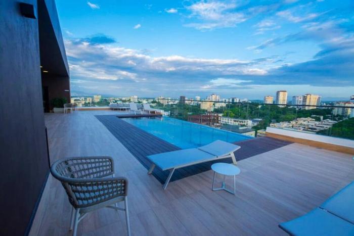 Soha Panorama B13 King Bed High Floor Balcony View