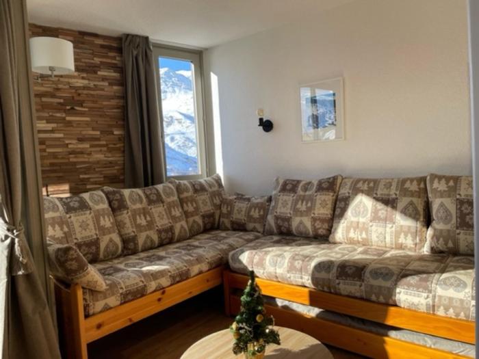 Appartement pour 4, en plein centre des Belleville, proche pistes et commodités - FR-1-574-50