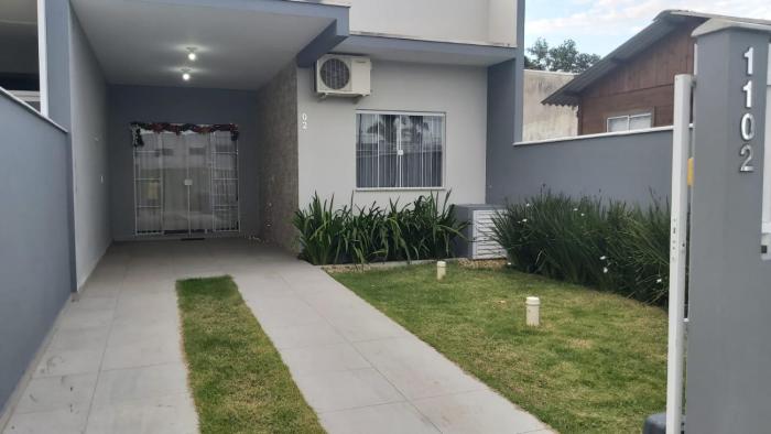 Casa com Piscina 900m da Praia