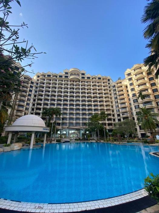 Riviera Bay Resort Condominium