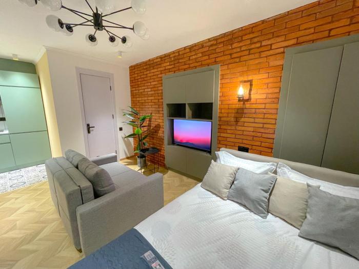 George’s Apartment