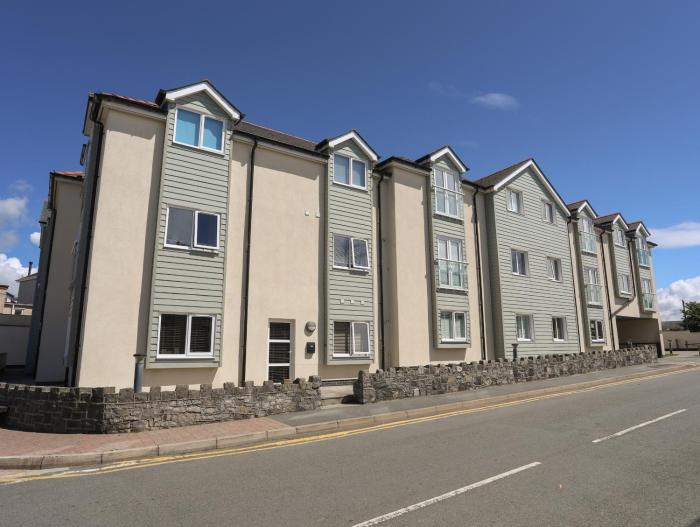 8 Pen Llanw Tides Reach