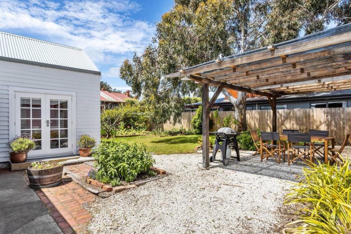 Balmoral Cottage A Kingston Beach Escape