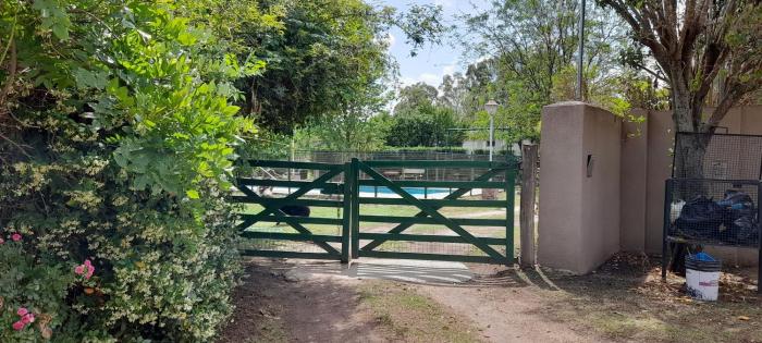 CASA EN JUANA KOSLAY San Luis con pileta