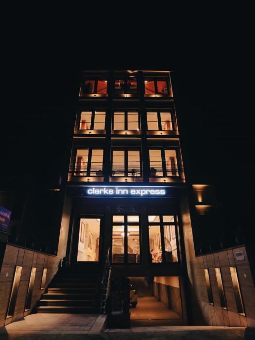 Clarks Inn Express, Dehradun