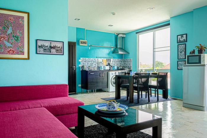 Suthep Art Stay Curated by Local Artists