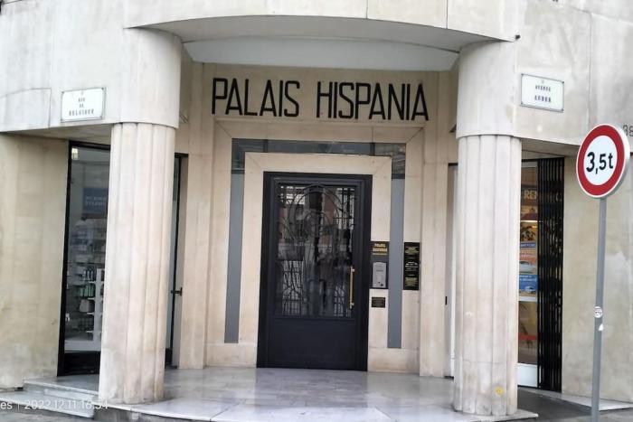 Charmant et calme face gare centrale