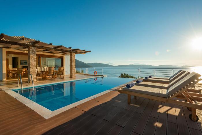 Iris Villas Lefkada - Karavi Villa with private sea access