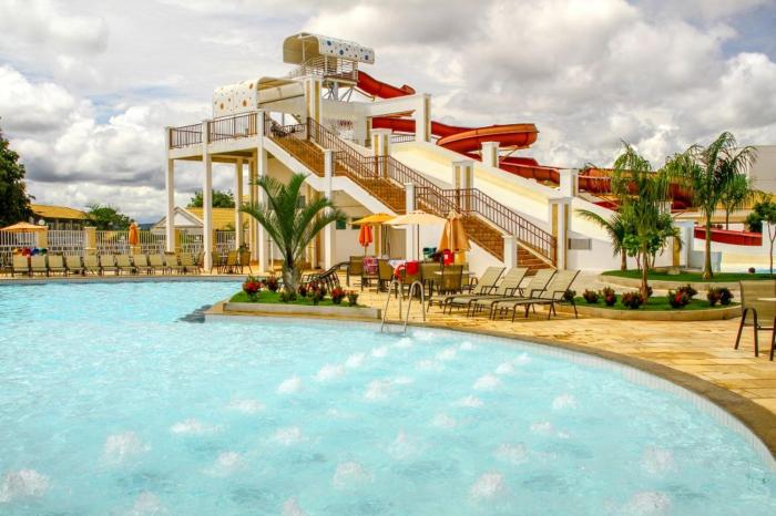 THERMAS LACQUA DIROMA COM PISCINA De ONDAS GRATIS 24horas