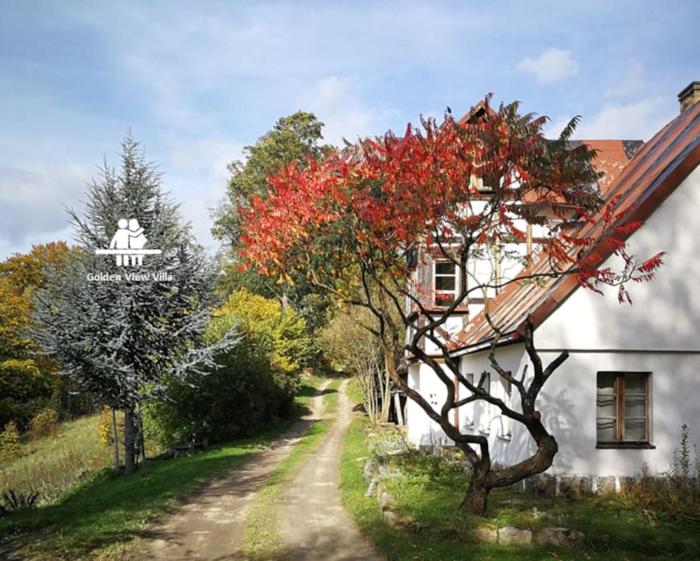 Golden View Villa - Great place for vacations