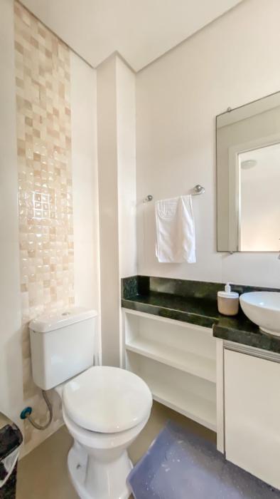 Apto Praia Brava : 2 suítes