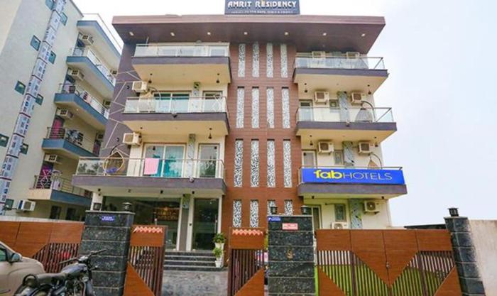 FabHotel Amrit Grand