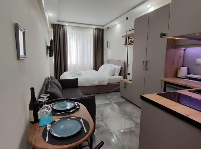 MODIANO CENTRAL STUDIO