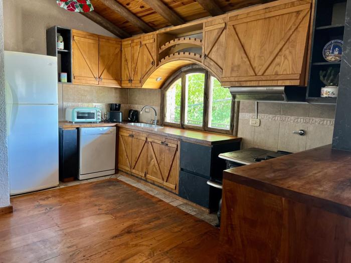 Ruca Apartment Cálido y Amplio en el Centro de Tupungato