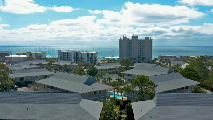 Beachwood Villas 1H