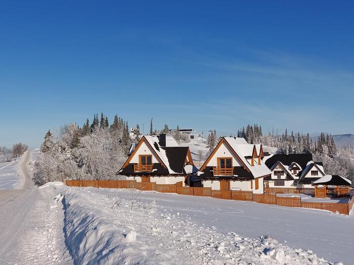 Domki na Wierchu - widok na góry i Kotelnice