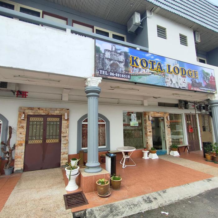 Kota Lodge Guest House