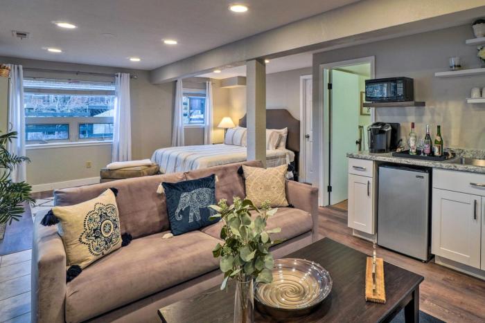 6 Mi to Dtwn Parker Serene Studio Suite!