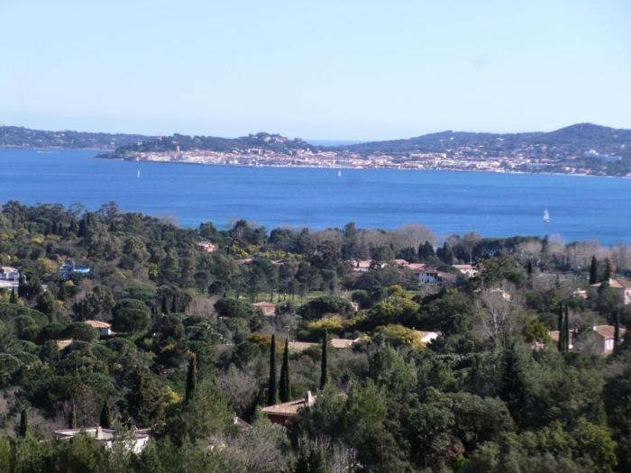 Les Appartements aux Restanques du Golfe de St Tropez - maeva Home - Appartement climatisé belle vue mer à 180° pour 5 Personnes - Sélection MAE-5607