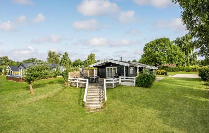 Three-Bedroom Holiday Home In Hejls