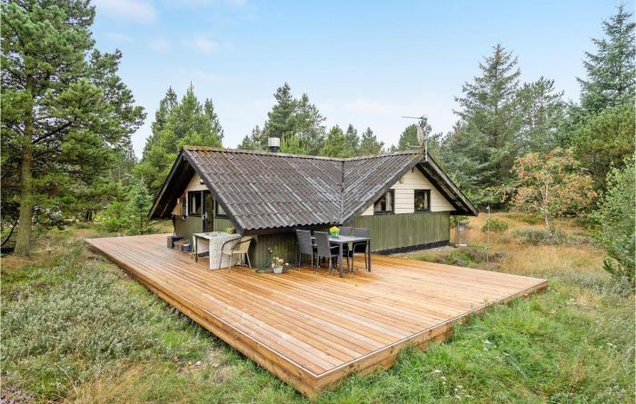 Two-Bedroom Holiday Home In Norre Nebel
