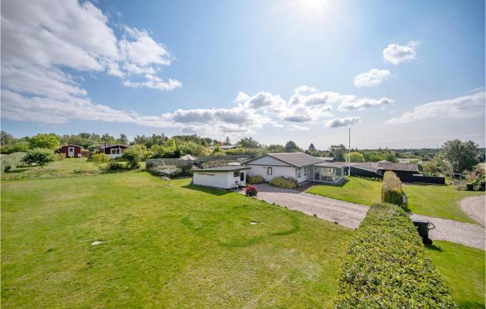 3 Bedroom Awesome Home In Ebeltoft