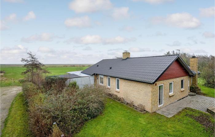 Amazing Home In Rømø With Kitchen