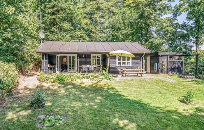 Two-Bedroom Holiday Home In Krusa