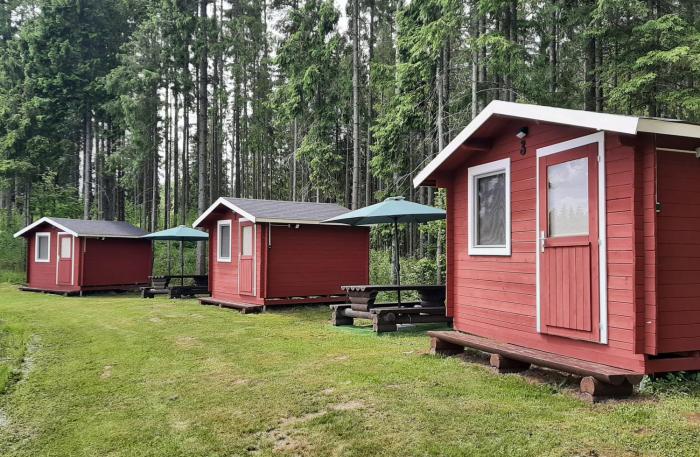 Suurepera puhkekeskuse kämping