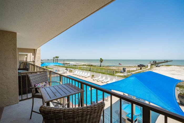 Laguna Reef #211 - Rod and Reel