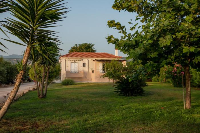 Lagouvardos Apartments