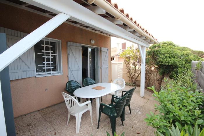 Maison de vacances, 4 -6 couchages, 200m de la mer, Residence securisee LES SENTOLINES, PORTIRAGNES PLAGE LRSEN47