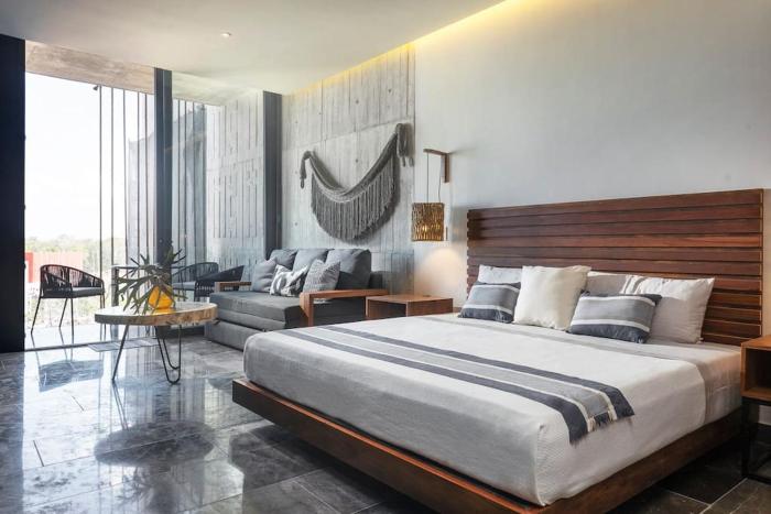 MODERN JUNGLE BOUTIQUE STUDIO W AMAZING AMENITIES