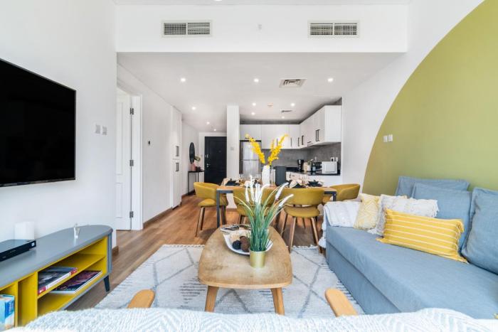 The Smart Concierge - Royal Oceanic