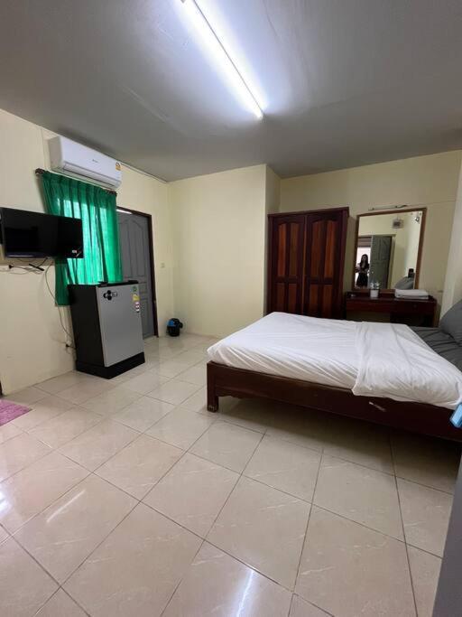 Rooftop room in We Residence