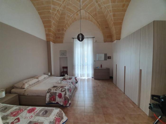 "SUPER" Caratteristico con volta a Stella a Torre Lapillo a 80 metri dalla spiaggia Casa Daniela, disponibile NAVETTA per lAereporto GRATUITA