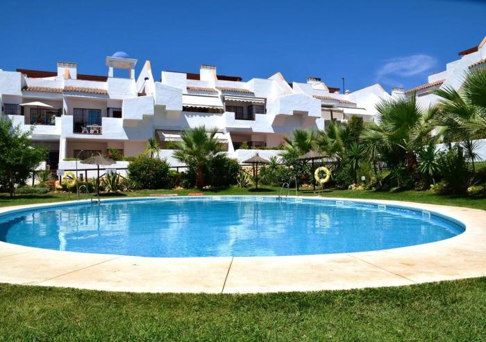 Relax, playa, golf...!! Ático de lujo, 130 m2, WIFI, urbanización privada...