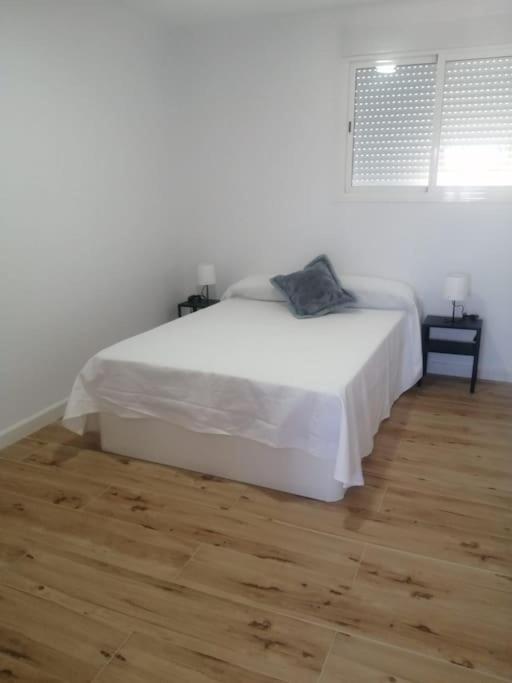 Pescadores room apartment